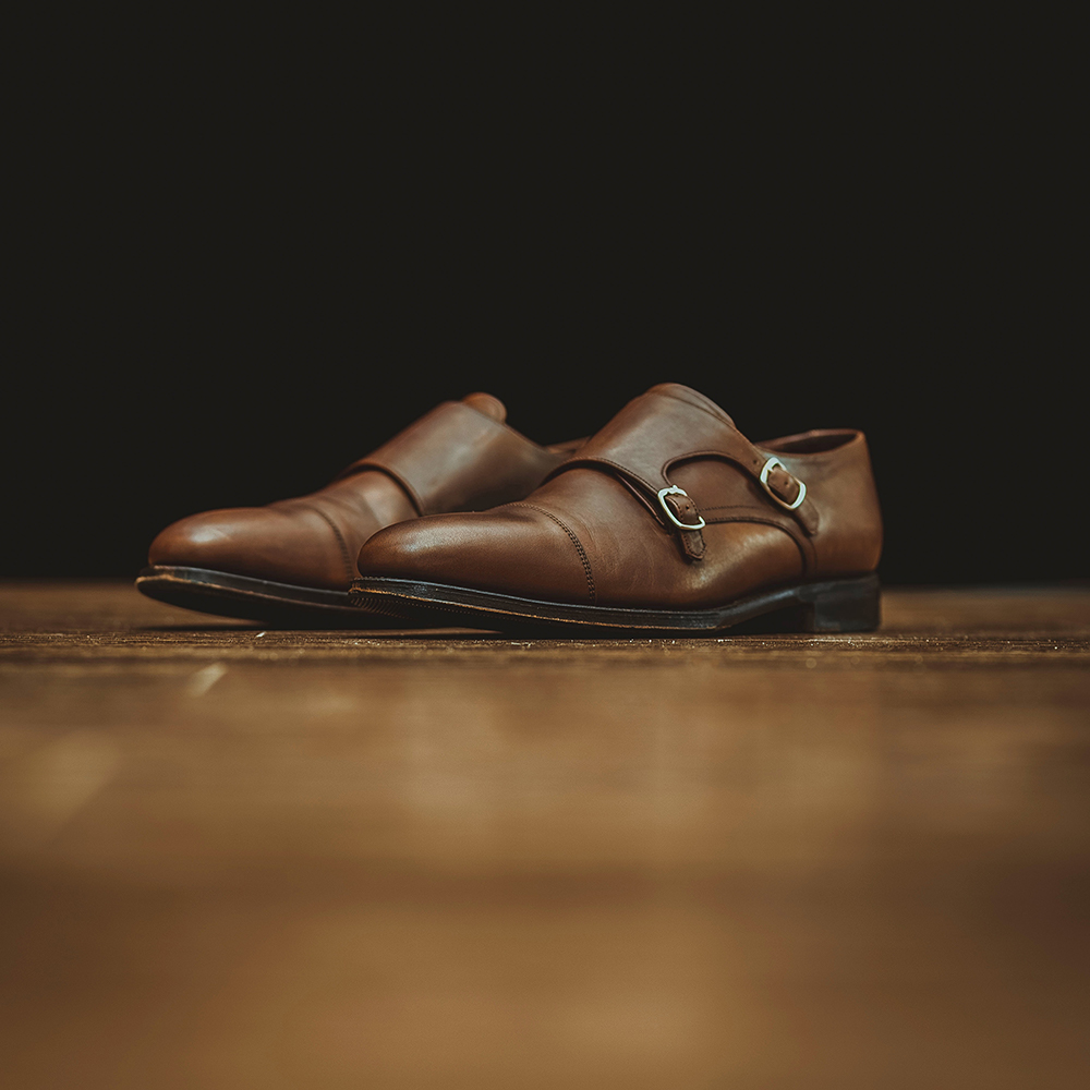 grcn_vegan leather shoes